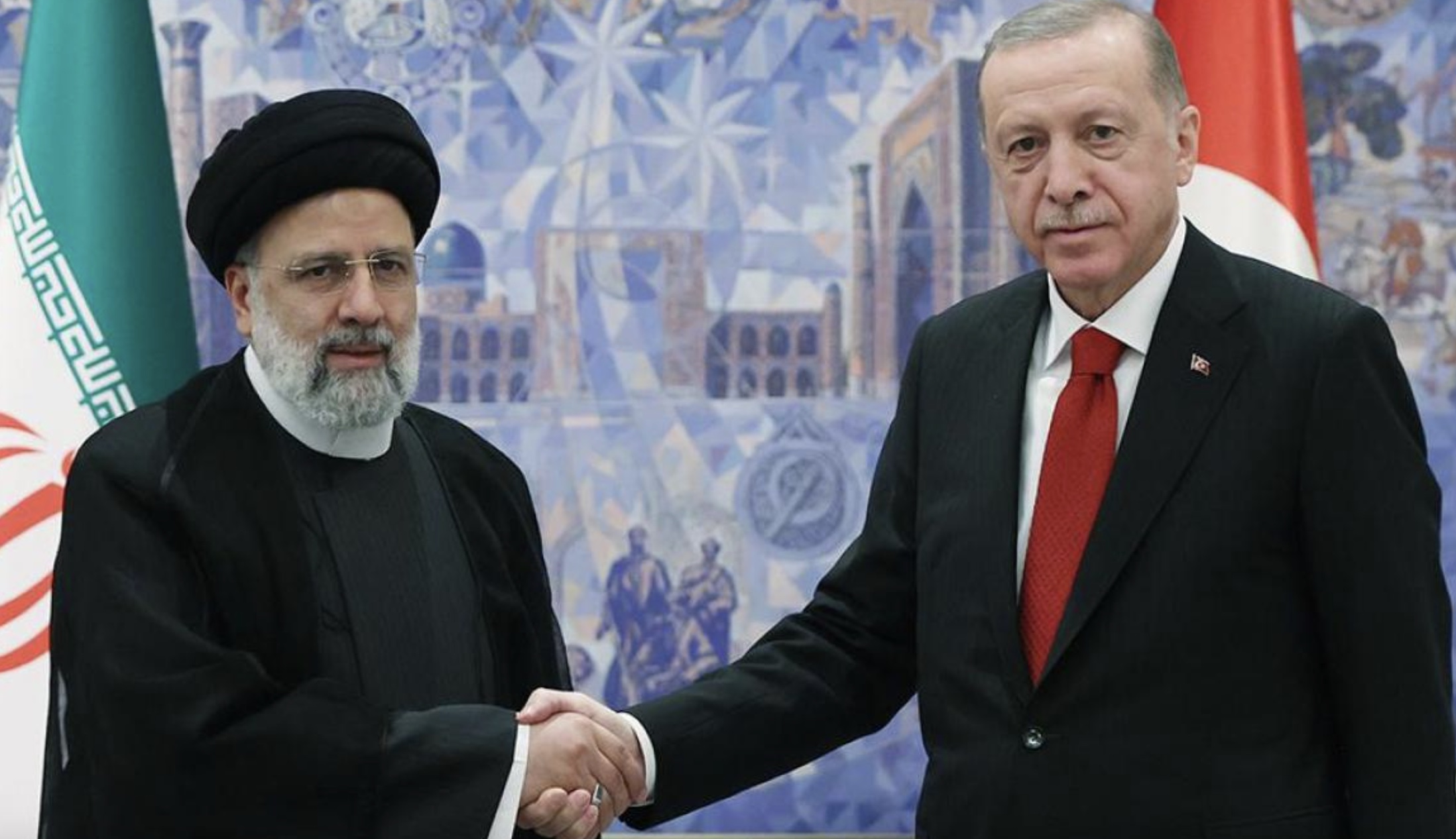 Iran e Turchia sempre più vicine, Raisi vola ad Ankara