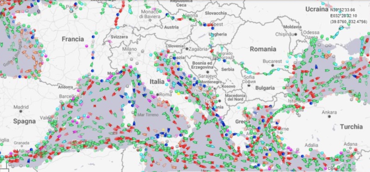 Il Mediterraneo tra le rotte privilegiate dai russi per armi e petrolio