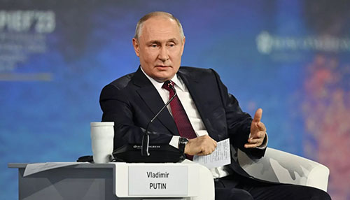 Putin torna a minacciare l’Occidente