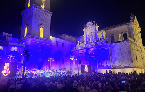 Concerto della Polizia di Stato per il progetto sulla legalità “Dire Fare Cambiare – I ragazzi, la memoria e l’impegno”