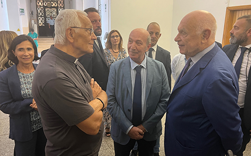 Carceri, ministro Nordio visita il centro clinico di Regina Coeli