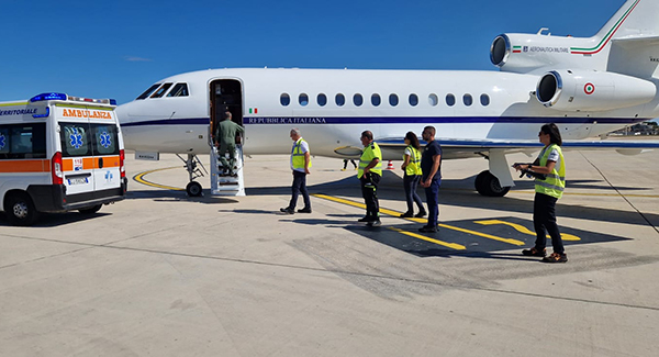 Bimbo trasportato d’urgenza da Brindisi a Roma con velivolo del 31° Stormo