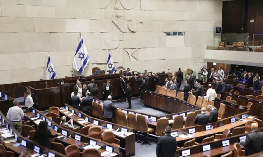 Il nuovo ministro della Difesa israeliano Katz ha giurato alla Knesset