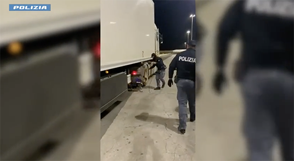 Polizia di Stato. Arrestato trafficante internazionale di droga sbarcato dal traghetto proveniente da Barcellona