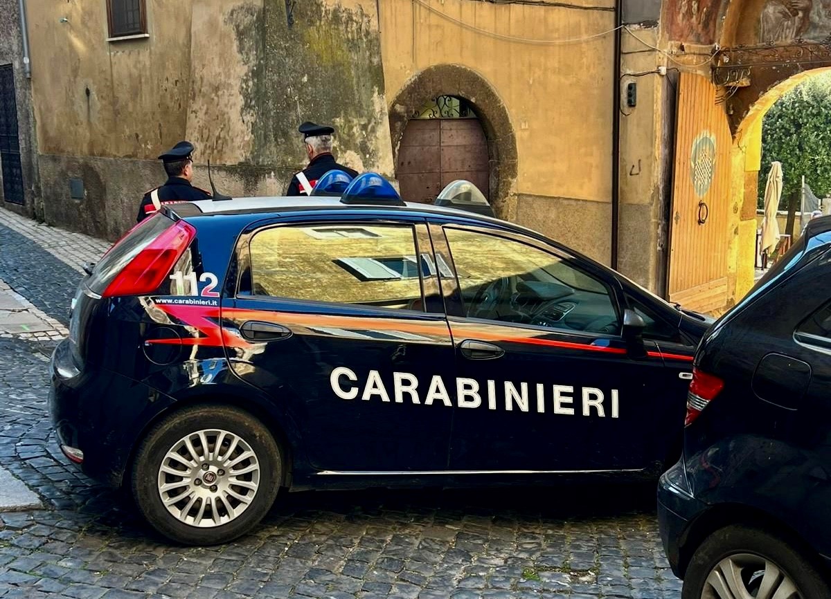 Segni, arrestato 50enne: ha violato il divieto di avvicinamento