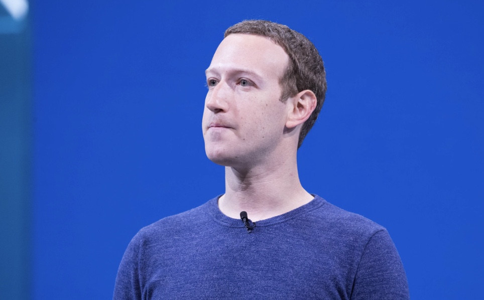 Zuckerberg sospende il “fact-checking” su Fb e Instagram per una maggiore libertà di espressione